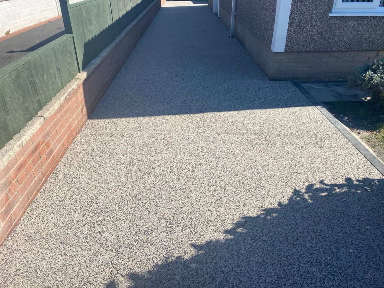 This is a photo of a resin path installed in Dartford, Kent by Kent Resin Drives